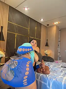 emily-Hornyy webcam