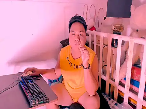 Hardking_69 live cam on StripChat