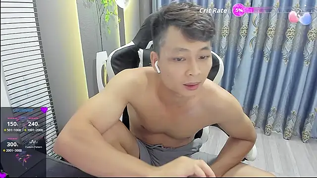 Naughty___asian webcam
