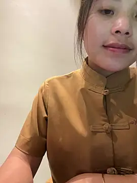 Bella_7777 webcam