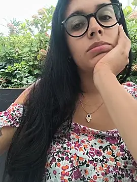 Annya-sweet webcam