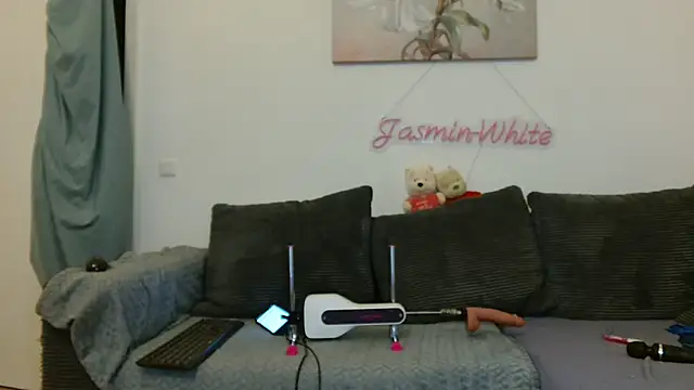 Jasmin-White webcam