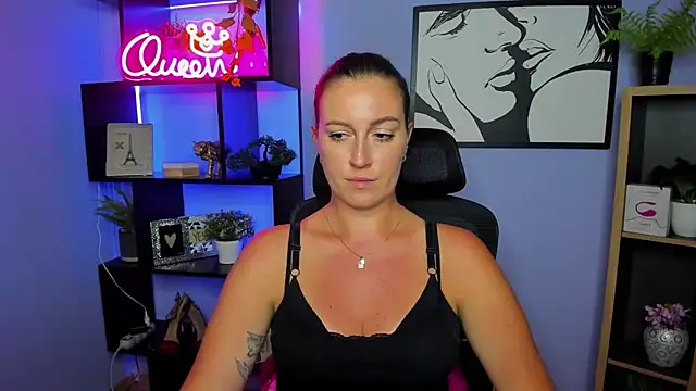 FUN_AMI live cam on StripChat