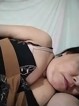 Naaya8109 webcam