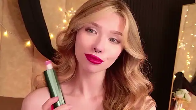 Sierra_Fane webcam