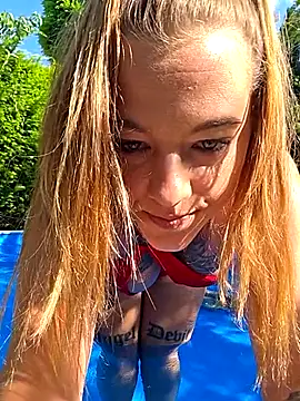 Luna_Lynn webcam