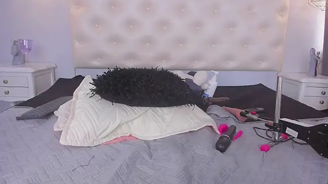 ninaavelvett webcam