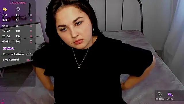 Talla_a live cam on StripChat