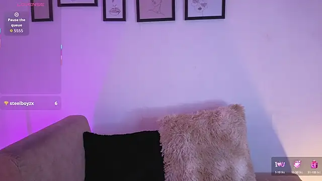 Pamela_tomas live cam on StripChat