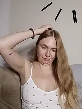 KisaVixen live cam on StripChat
