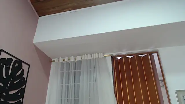 amara_rousse1 webcam