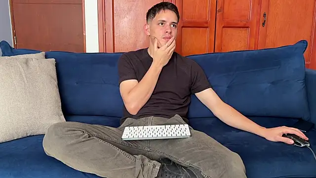 Enzho_liam webcam