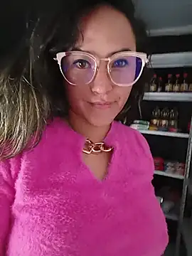 sophia_pink17 webcam
