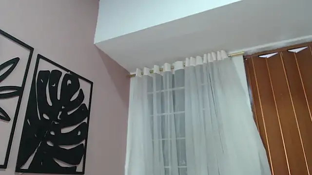 amara_rousse1 webcam