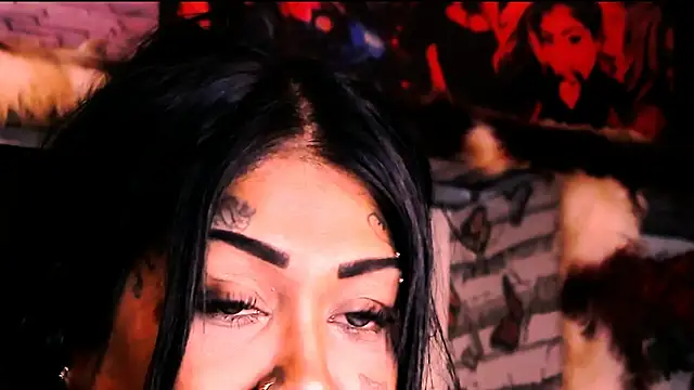 indian_dreamgirl webcam