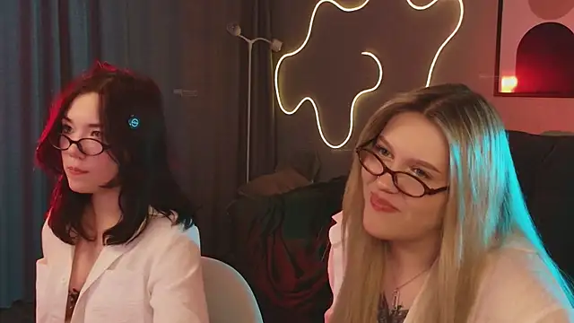 velourrra (G teen) - slow dance with a striptease
