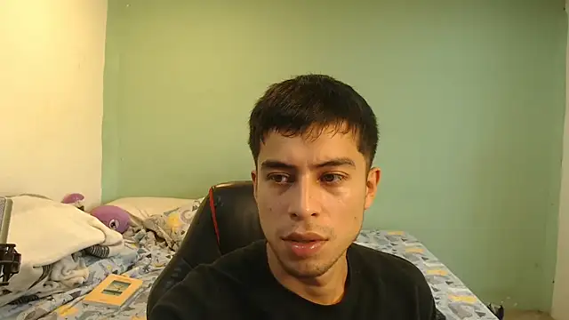 danielitopapuu live cam on StripChat