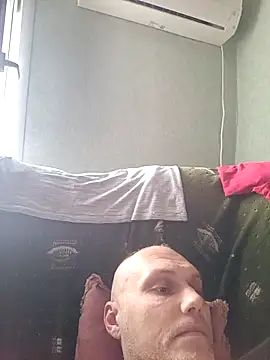 Pineapple04 live cam on StripChat