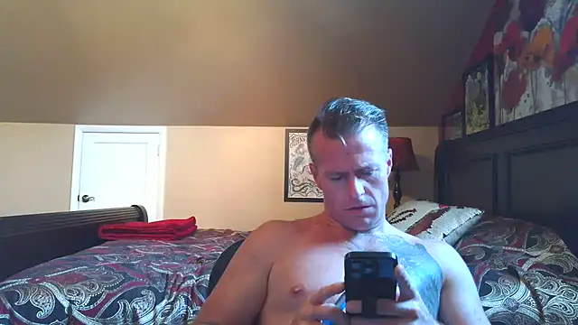 DILFiGuess1 live cam on StripChat