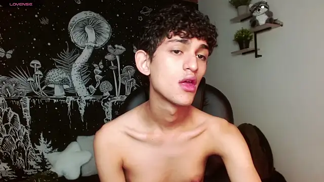 Michaelkoiv live cam on StripChat