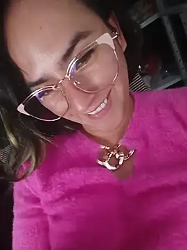 sophia_pink17 webcam