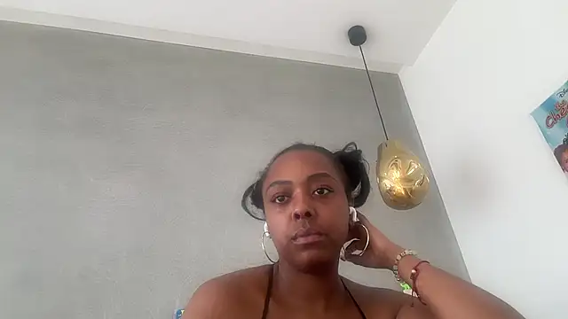 ChocolateCakeQueen webcam