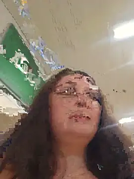 BaddieBellaUK webcam