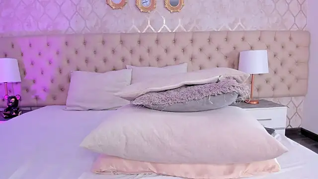 SofieReyes webcam
