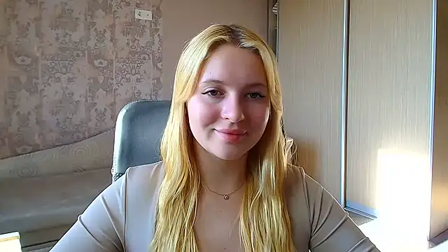 Milka_kiss_ webcam
