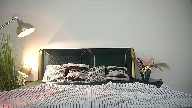 PaigePrado webcam