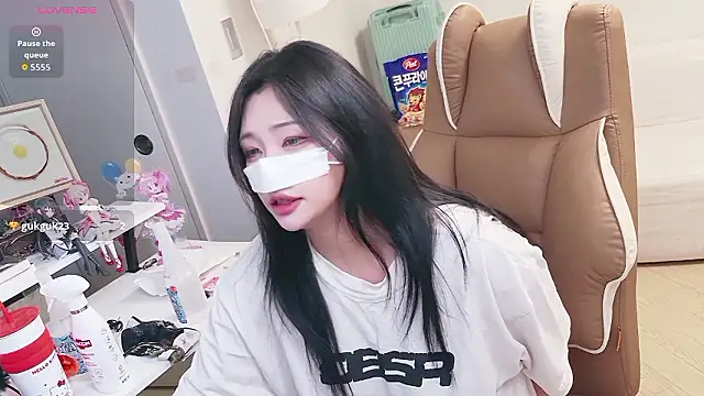 Milk_Sola webcam