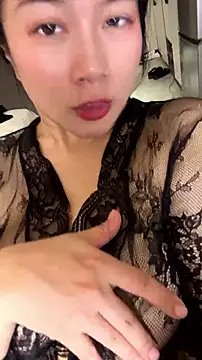 mo-mo-69 webcam