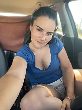 Naira_Dan webcam
