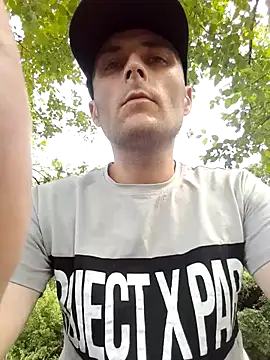 80julien webcam