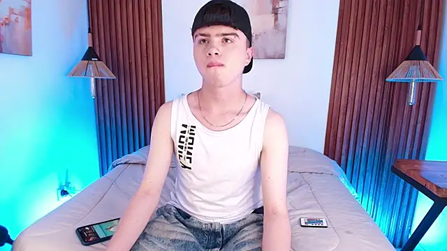 Ian_Stone_ live cam on StripChat