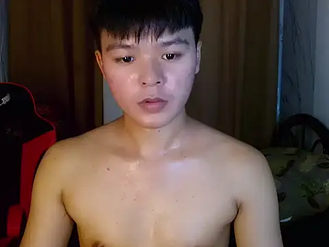 yourhotasiandoms webcam