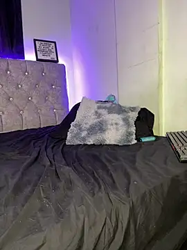 leixy_amiri webcam