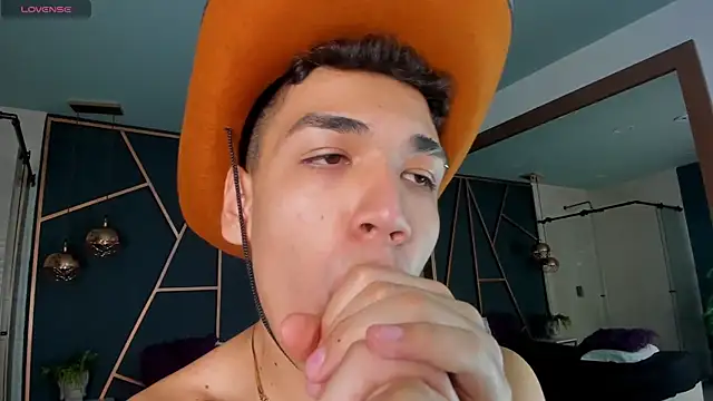Apolo_Jackson webcam