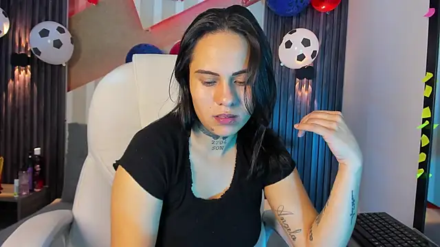 MadisonYoung000 webcam