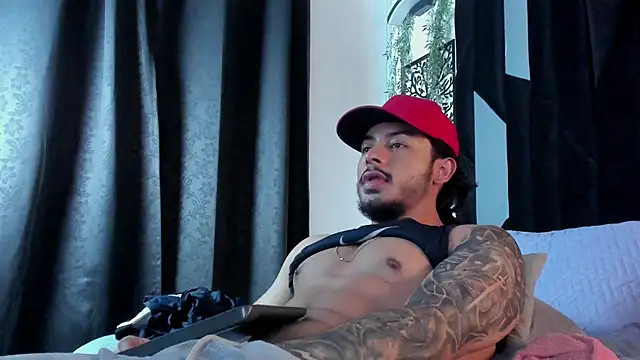 Justin_WhiteJS live cam on StripChat