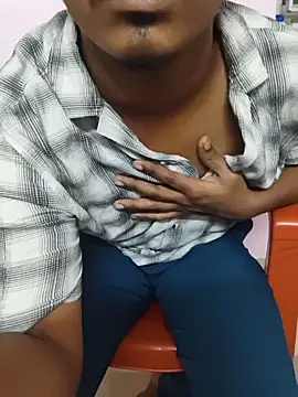 velchennai live cam on StripChat