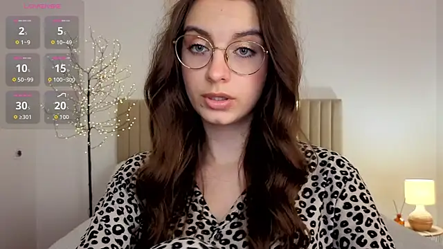 Real_cutie1 live cam on StripChat