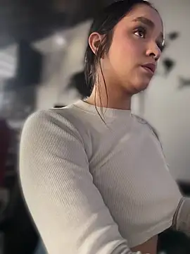 Isabella-Teen