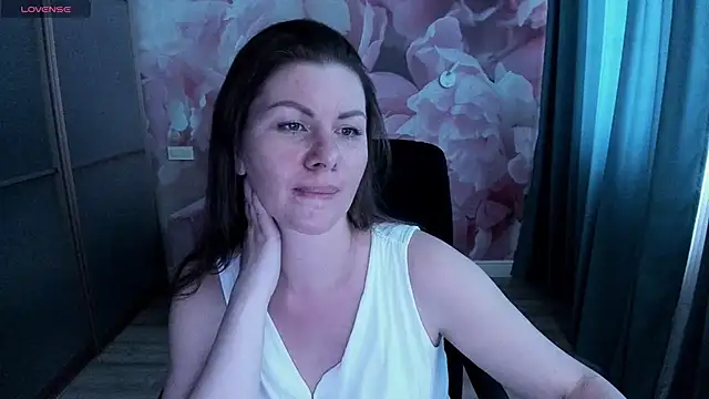 LunaKissesx webcam