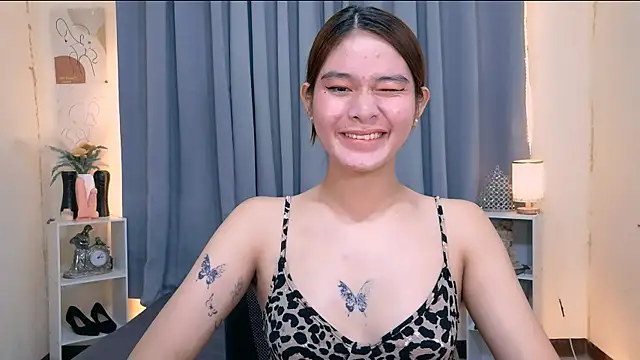 Mimi_Mckinley webcam