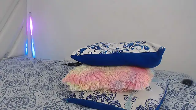 AlannaHarper webcam