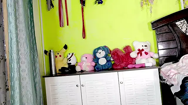 sexyhoney27 webcam