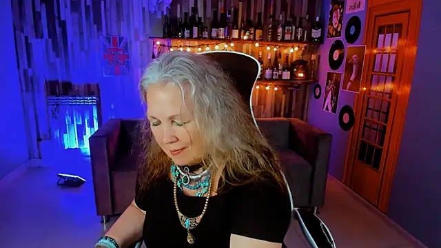 LilaMaharani webcam