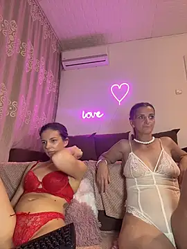 Sabrinedivinee webcam