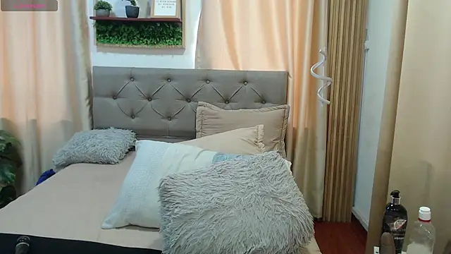 sasi_luna webcam